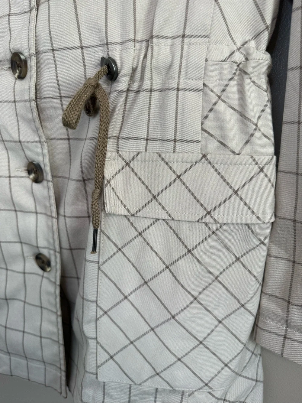 CAbi Windowpane Jacket 6026 Beige Cinched Drawstring Waist Neutral Women’s L